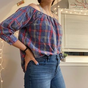URBAN OUTFITTERS OFF THE SHOULDER FLANNEL